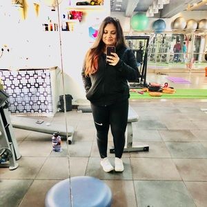 Meet your Posher, Deepika